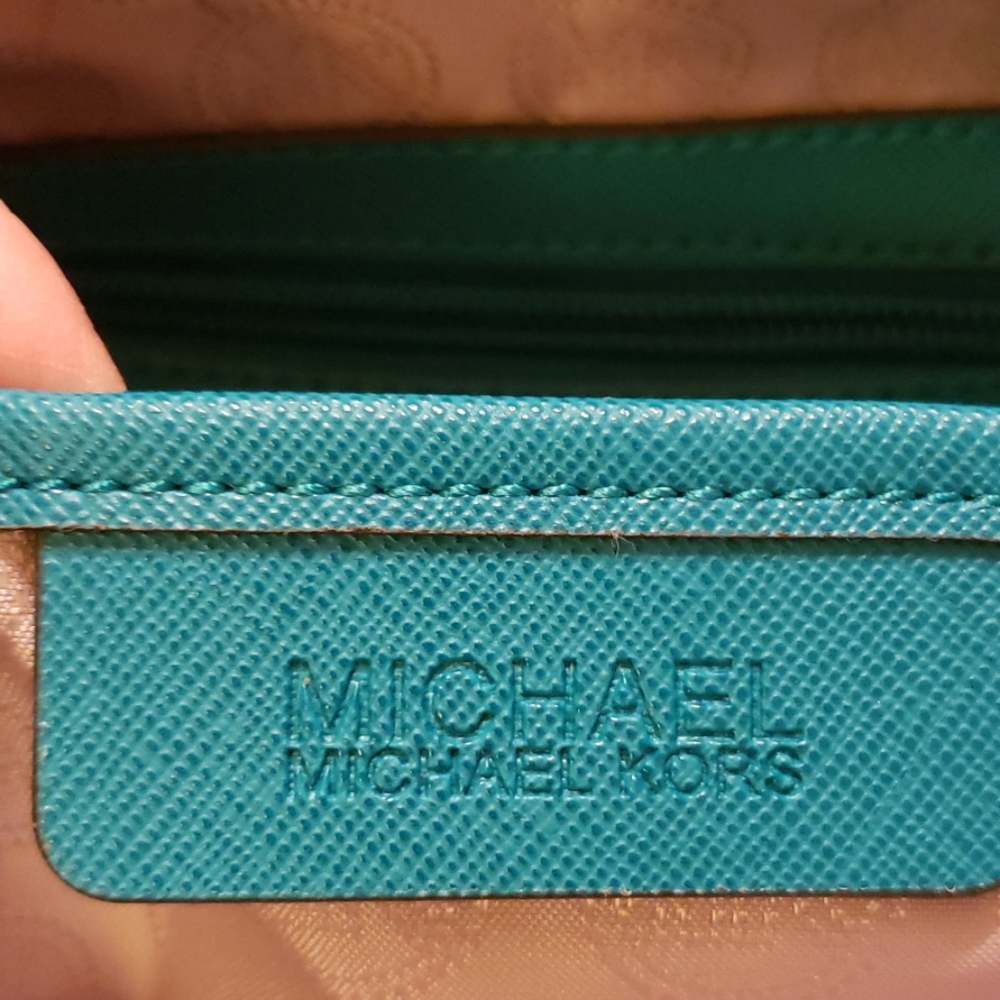 Michael Kors | Jet Set Saffiano Leather Shoulder - Picture 6 of 8